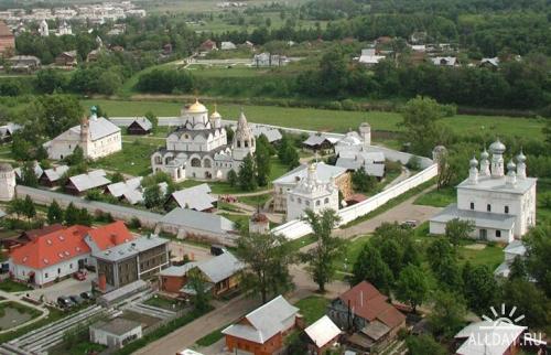 ЗОЛОТОЕ КОЛЬЦО РОССИИ. Суздальский Кремль и Спасо-Ефимиев монастырь