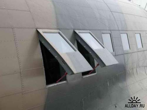 Фотообзор - американский военно транспортный самолет Фотообзор Douglas DC-3 ( C-47 Skytrain )