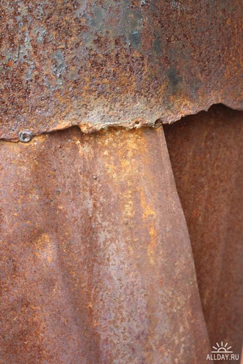 53 High-Res Rustic Metal Sculpture Textures
