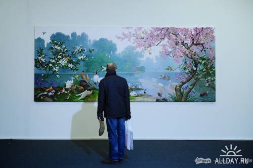 Выставка современного искусства Северной Кореи в Москве