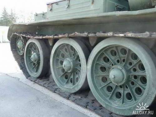 Советский средни танк Т-44