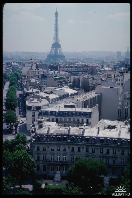 Corel Photo Libraries - COR-223 Picturesque Paris