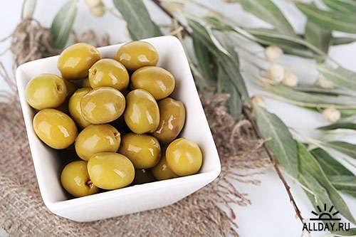 Оливковое масло и оливки - Растровый клипарт