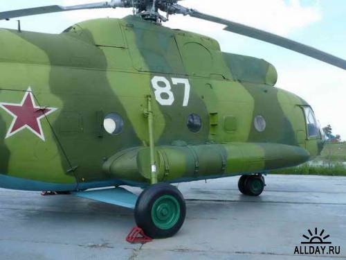 Советский вертолет МИ-8Т